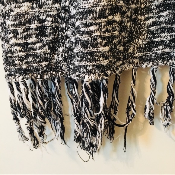 SOLD Forever 21 cozy duster - Picture 6 of 6